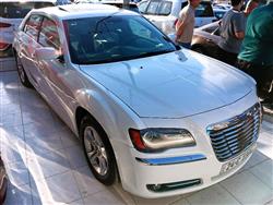 کرایسلەر 300